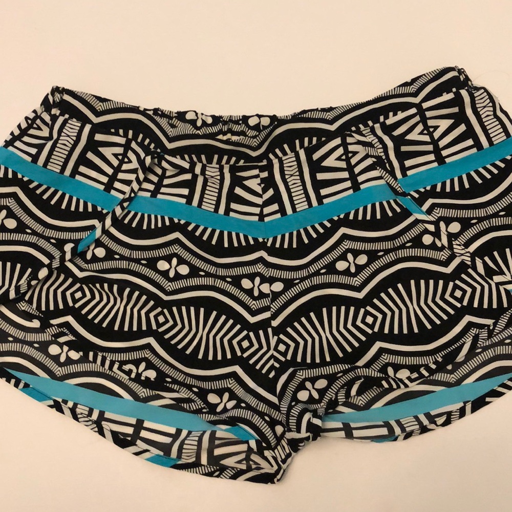 Lightweight shorts Women’s Medium